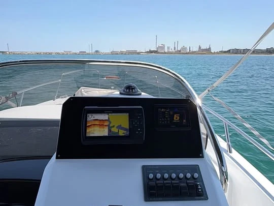Hire Motorboat with or without skipper Idea Marine Brindisi Port