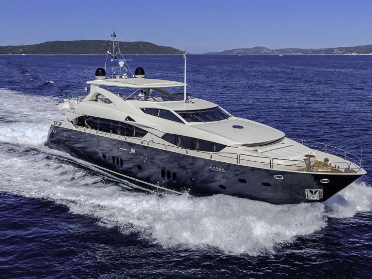 Luxury Yacht hire in Trogir - Sunseeker ARAGO