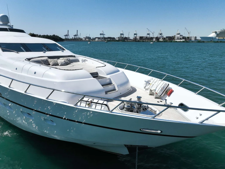 Yacht charter Miami - Leopard (Arno) CARPE DIEM on SamBoat