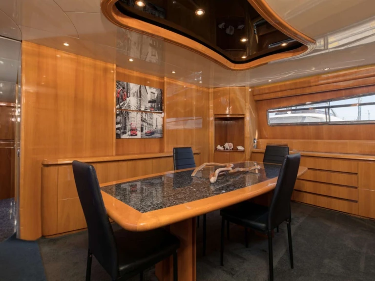 Yacht hire Miami cheap 103' Custom Build