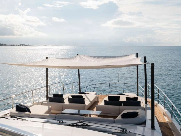 Yacht charter Bahamas - Azimut CARPE DIEM on SamBoat
