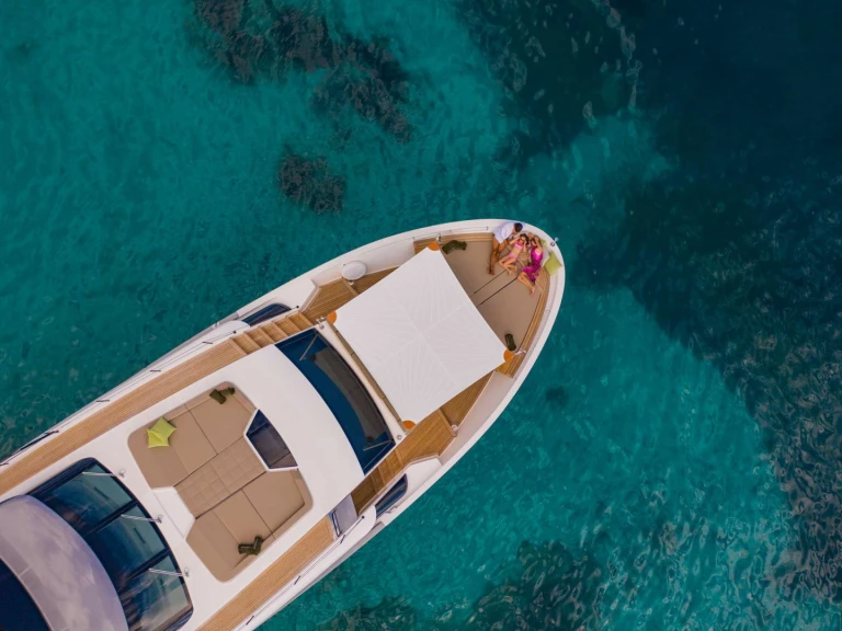 Luxury Yacht hire in Split - San Lorenzo NOOR II