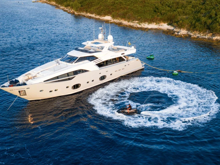 Hire Luxury Yacht with or without skipper Ferretti Rogoznica