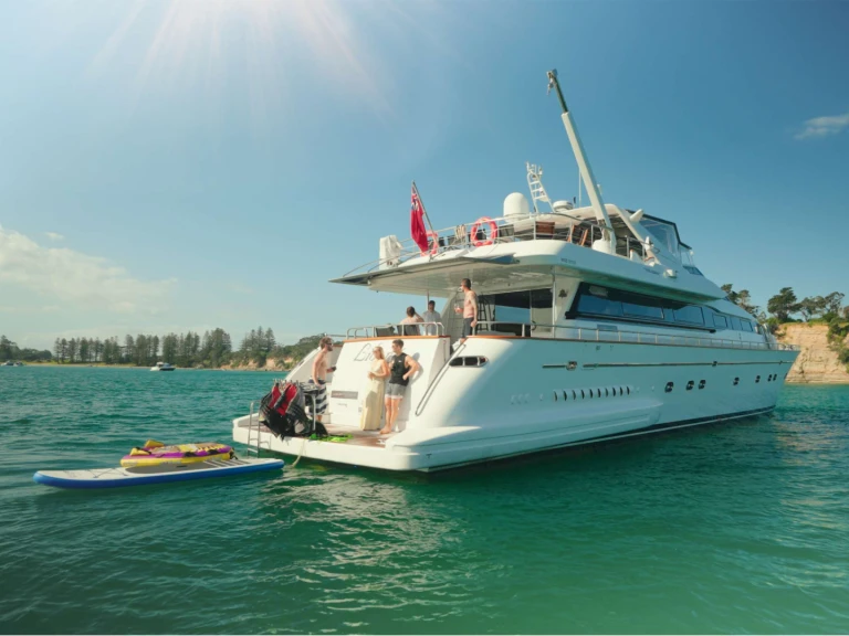 Charter a Falcon LIBERTE in Auckland on Samboat