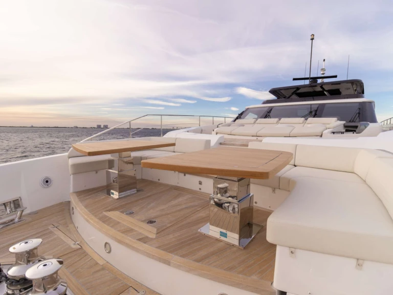 Luxury Yacht hire in Nassau - Ferretti KARMA