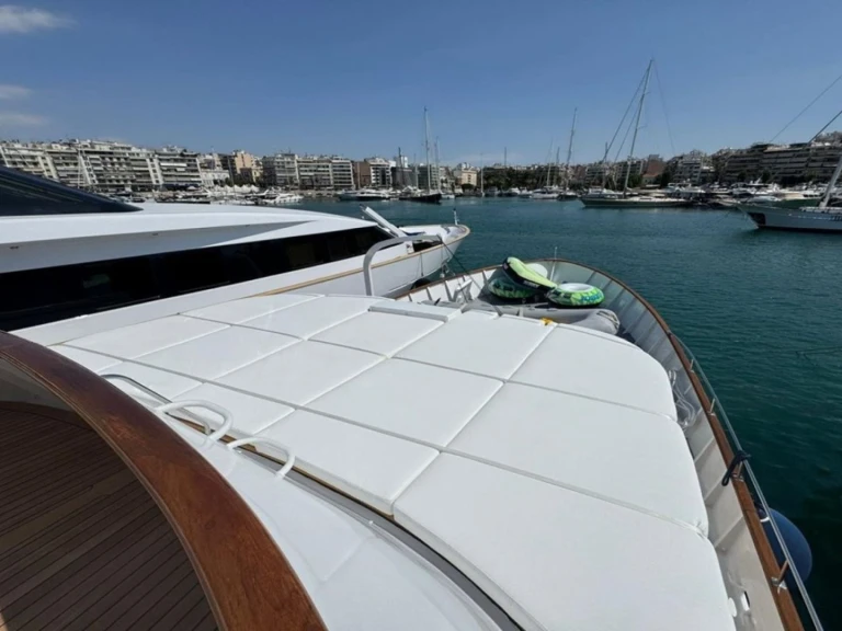 Yacht hire Athens cheap TAKA
