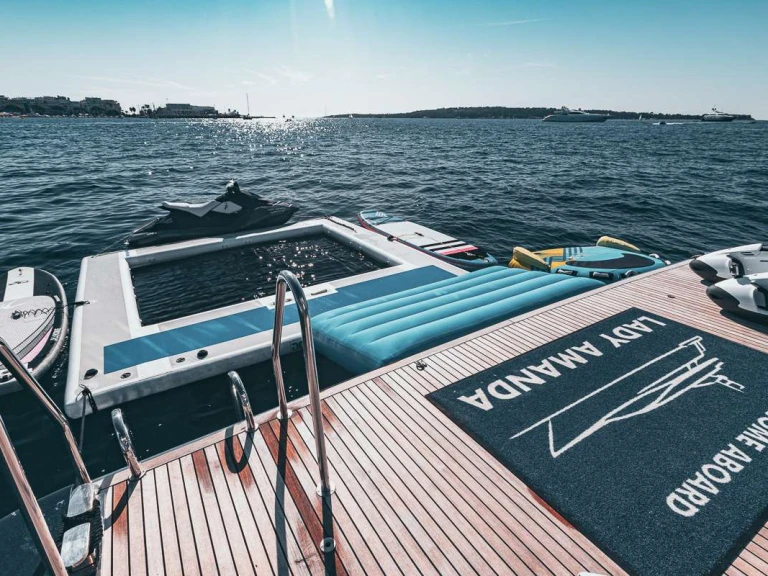 Yacht charter Rome - Couach Lady Amanda on SamBoat