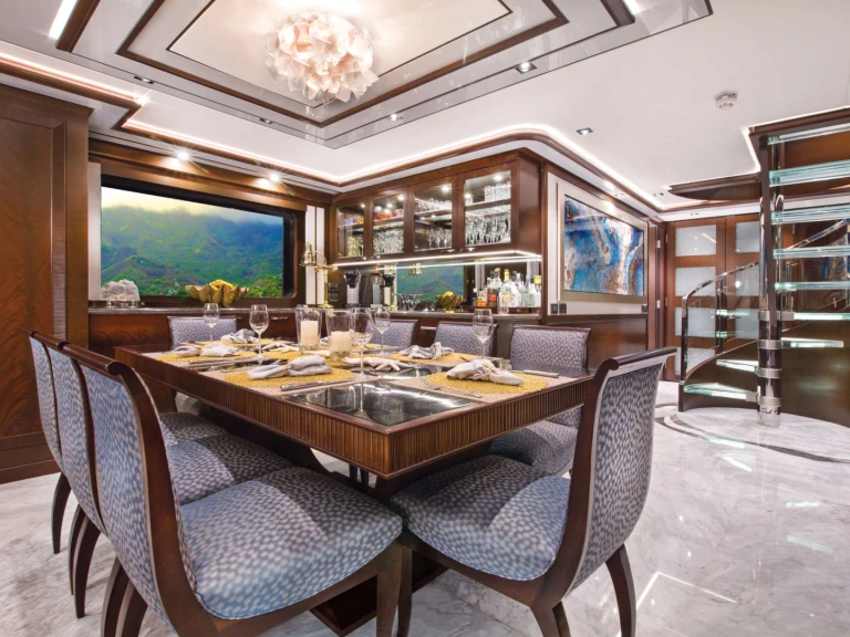 Hire a Nordhavn VIVIERAE II Bahamas