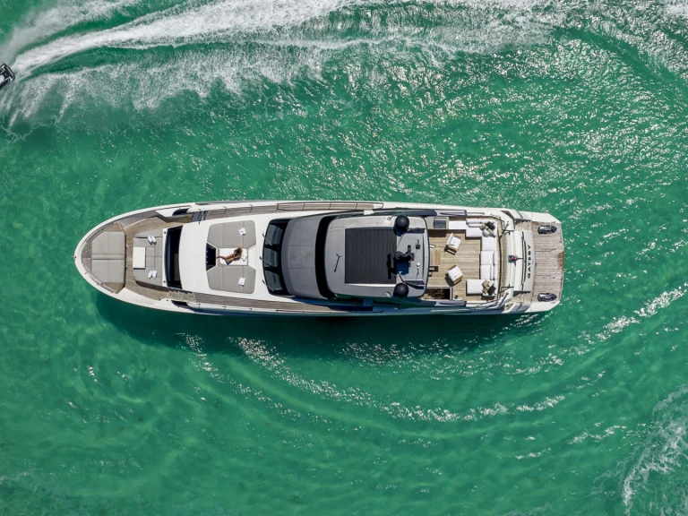 Luxury Yacht hire in Miami - San Lorenzo GATSBY