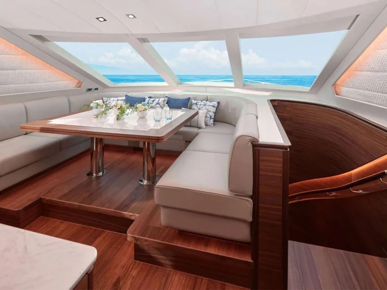 Horizon Naya Maryn charter bareboat or skippered in  Nassau