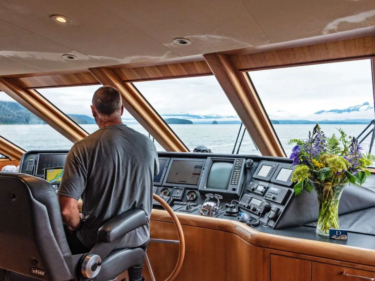 Yacht charter Petersburg - North Star Dauntless on SamBoat