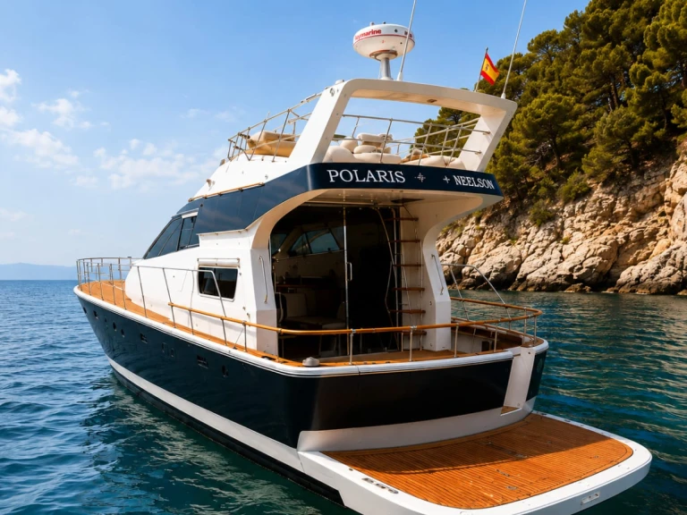 Hire Luxury Yacht Astondoa with a boat licence