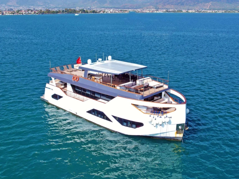 Hire Luxury Yacht with or without skipper Custom Turkey