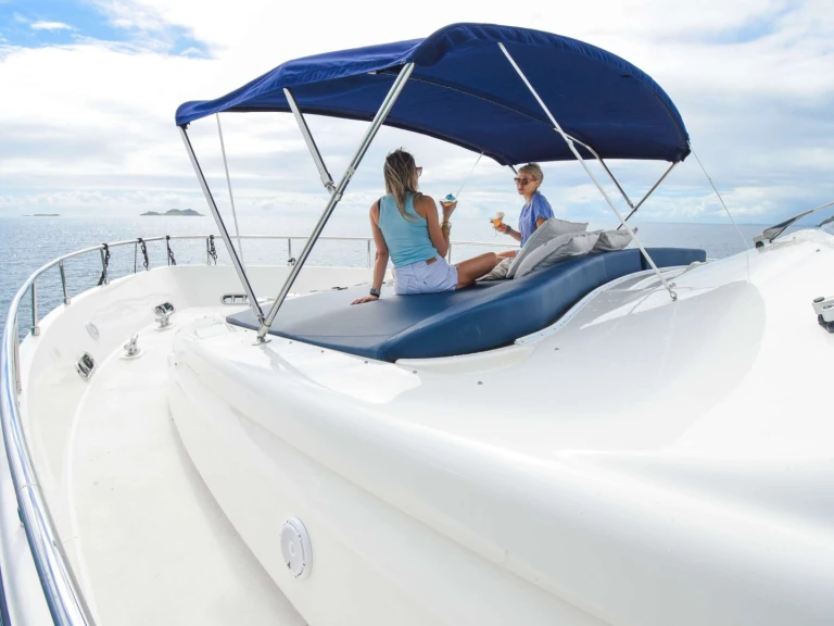Hire Luxury Yacht with or without skipper Ferretti Saint Thomas Island
