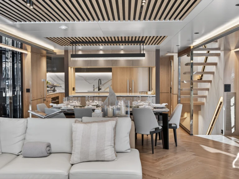 Charter a Horizon AURA in Australia on Samboat