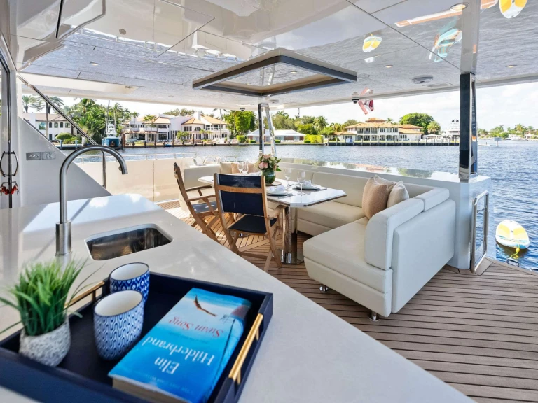 Ocean alexander SEA EO charter bareboat or skippered in  Fort Lauderdale