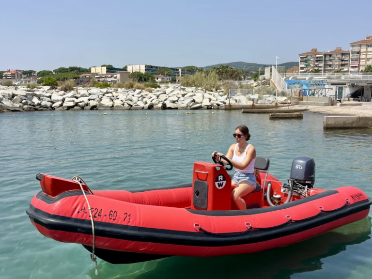 Charter a Cobra 550 in Sant Andreu de Llavaneres on Samboat