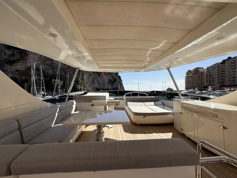 Hire a Canados TIME OUT TOGETHER French Riviera