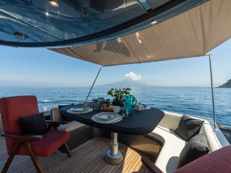 Hire Luxury Yacht with or without skipper  Castellammare di Stabia
