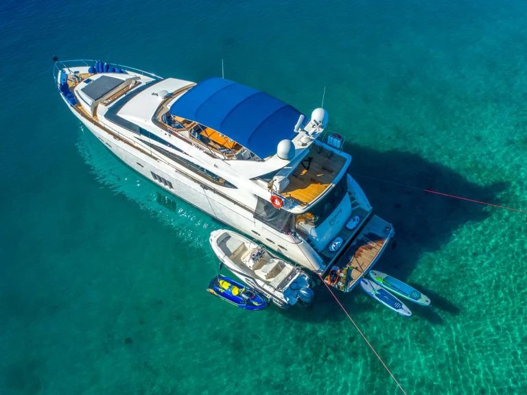 Luxury Yacht to hire Trogir at the best price