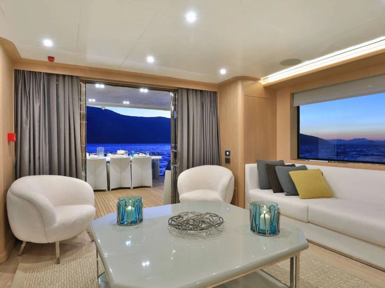 Luxury Yacht hire in Naples - Aegean Build UKIEL