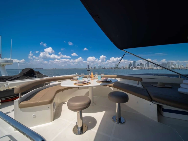 Hire Luxury Yacht Ferretti with a boat licence