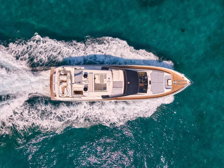 Charter a Ferretti BON BON  in Athens on Samboat