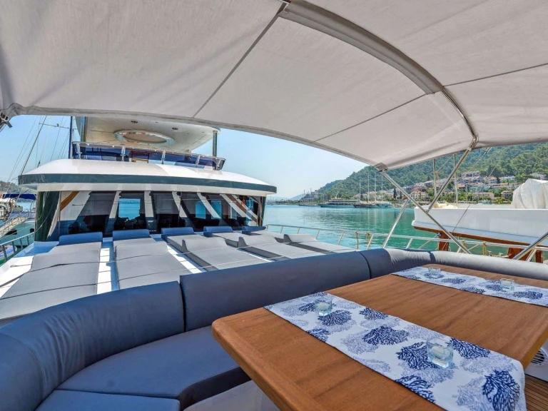Charter a Custom FLOKI in Greece on Samboat