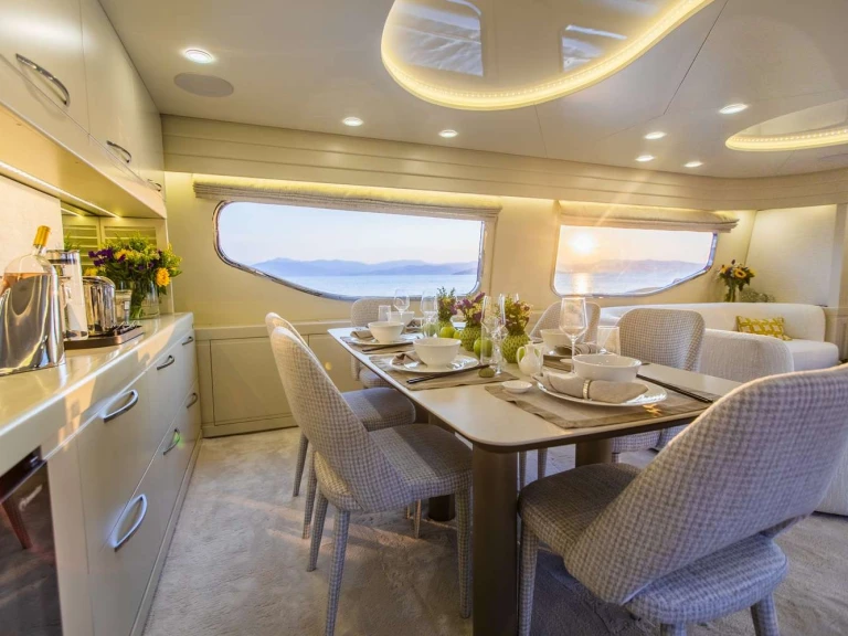 Hire Luxury Yacht with or without skipper Posillipo Athens