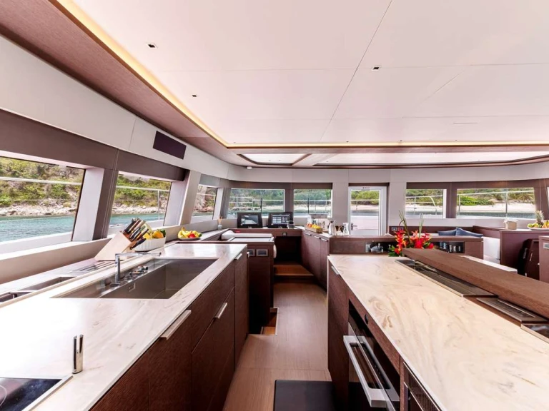 Charter a Lagoon JANS FELINE in British Virgin Islands (BVI) on Samboat