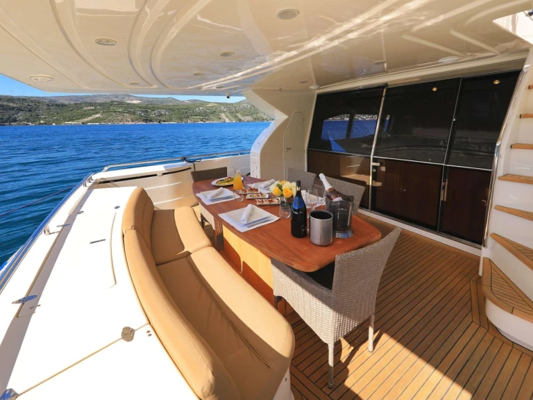Yacht charter Athens - Ferretti LUNA ROSSA on SamBoat