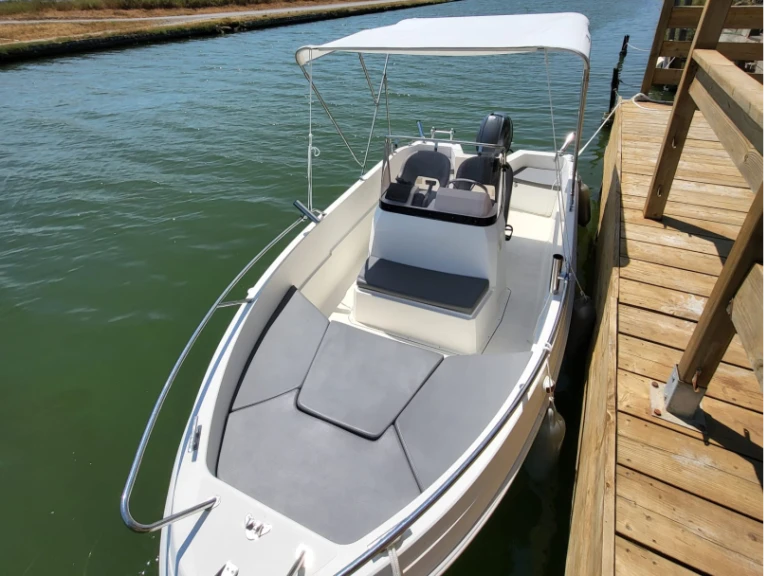 Hire Motorboat with or without skipper Pacific Craft Palavas-les-Flots