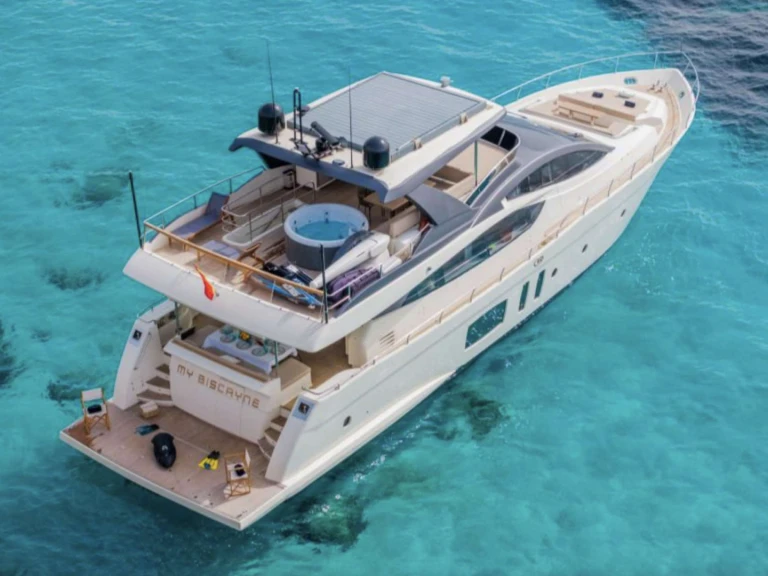 Yacht charter Ibiza - Astondoa BISCAYNE on SamBoat