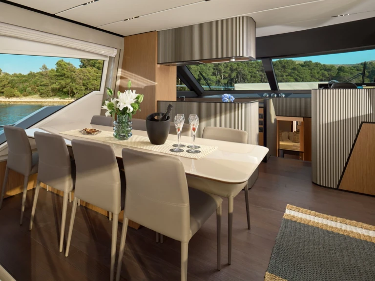 Yacht charter Šibenik - Ferretti WE2 on SamBoat