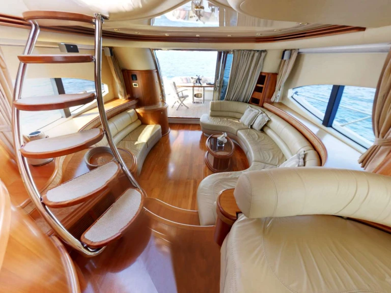 Hire Luxury Yacht with or without skipper Azimut Athens