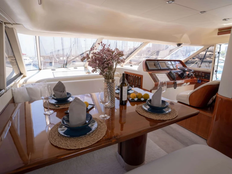Hire Luxury Yacht with or without skipper Princess, UK Rhodes (City)