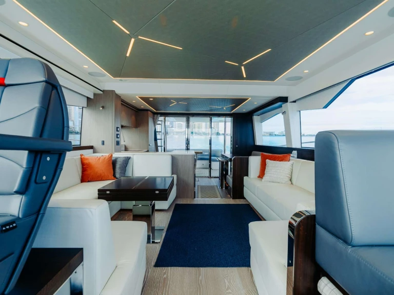 Yacht charter Chicago - Sunseeker Earl Grey on SamBoat
