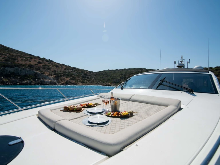 Hire Luxury Yacht Princess, UK with a boat licence
