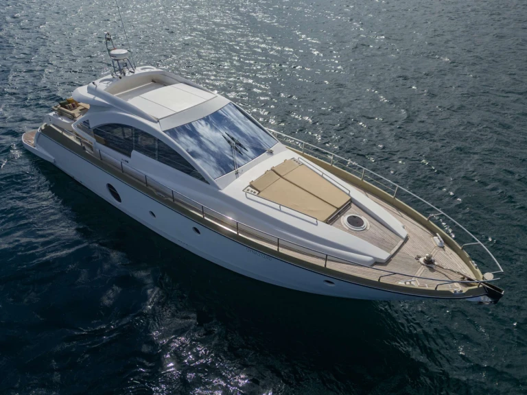 Luxury Yacht to hire Palermo at the best price