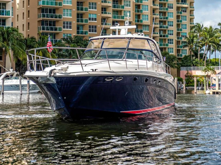 Yacht hire Miami cheap indulgence 24/7
