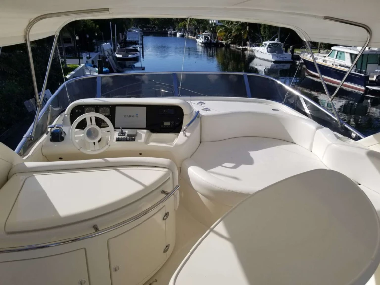 Yacht hire Miami Beach cheap Shedai