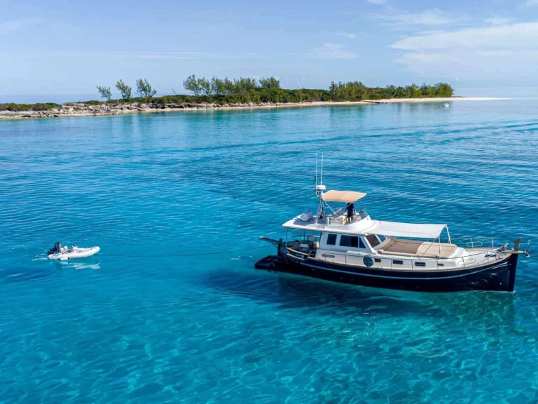 Yacht hire Bahamas cheap Buccara XV