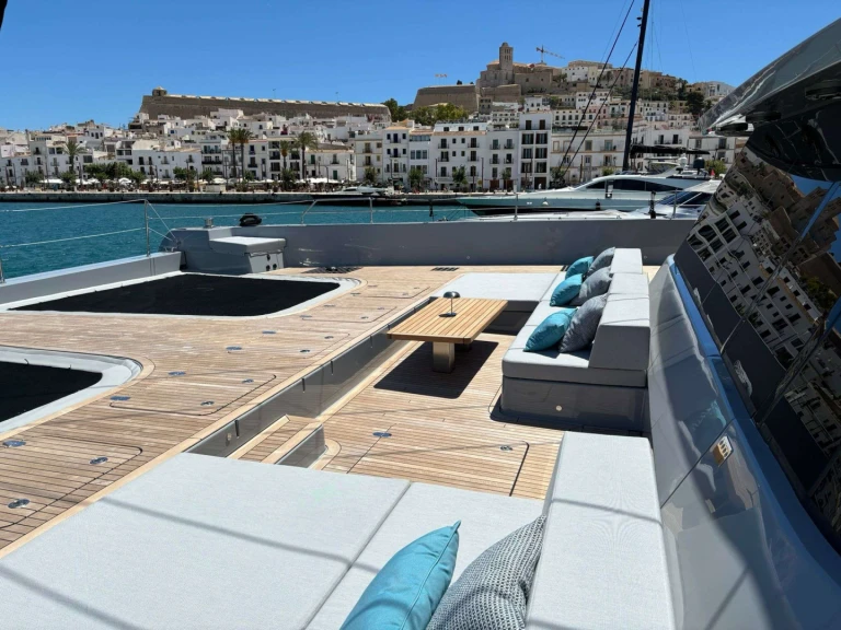 Luxury Yacht hire in Sardinia - Sunreef SHADES OF GREY
