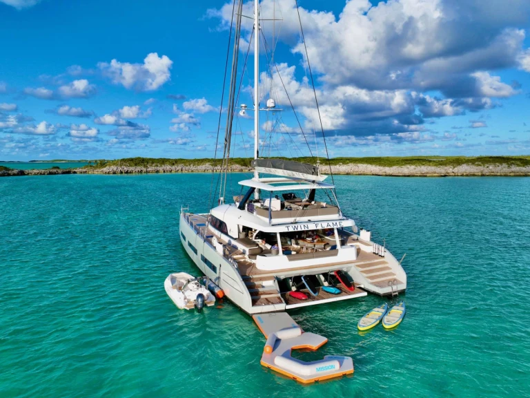 Yacht hire British Virgin Islands (BVI) cheap SEMPER LUX