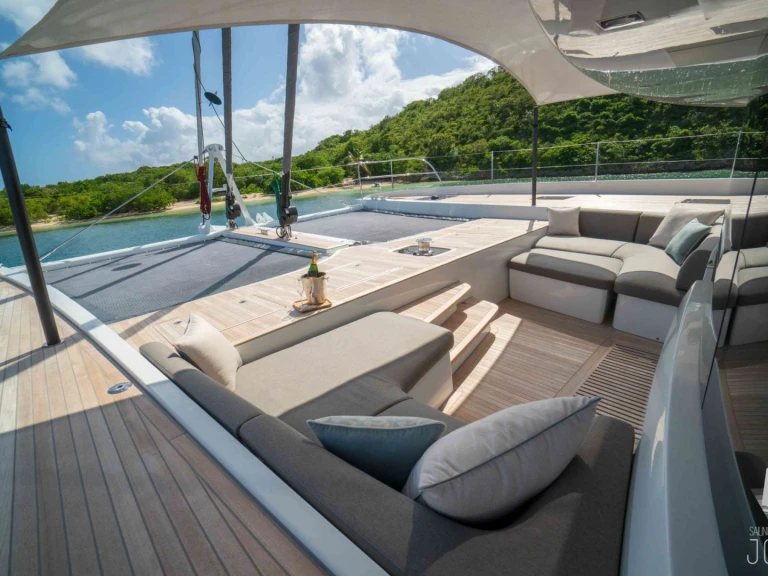 Luxury Yacht to hire French Riviera at the best price