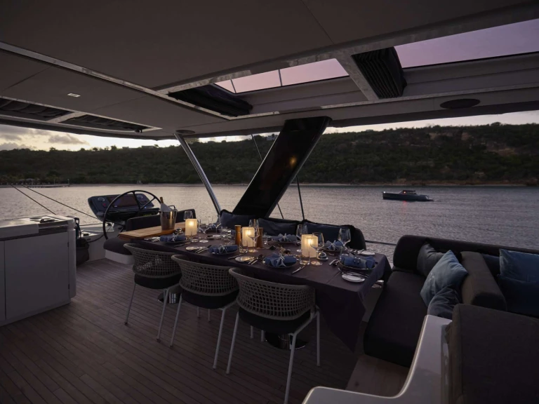 Hire Luxury Yacht with or without skipper Lagoon Croatia