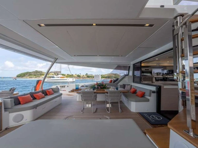 Hire Luxury Yacht with or without skipper Fountaine Pajot Virgin Gorda Island