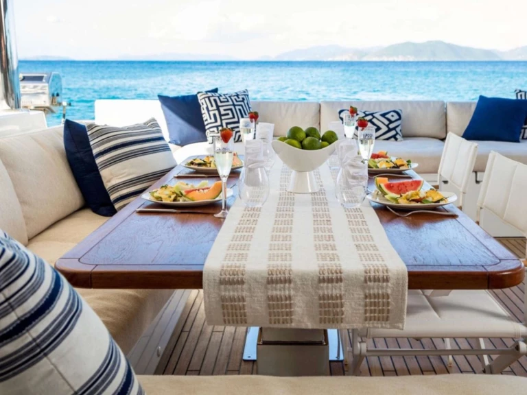Lagoon AKASHA charter bareboat or skippered in  Nassau