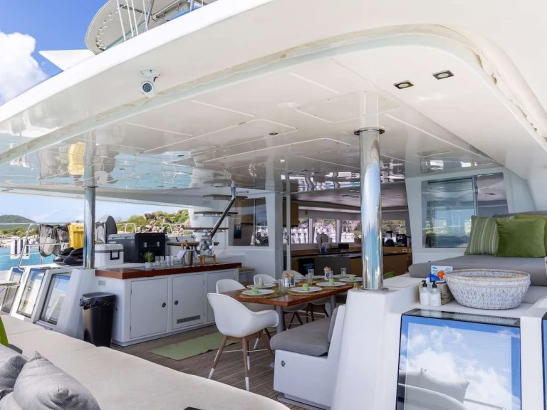 Hire Luxury Yacht with or without skipper Lagoon British Virgin Islands (BVI)