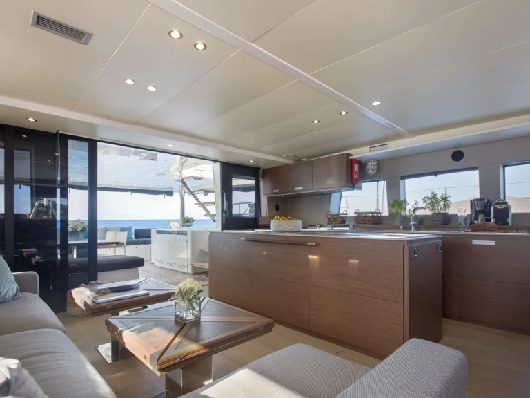 Charter a Lagoon PHANTOM in Athens on Samboat